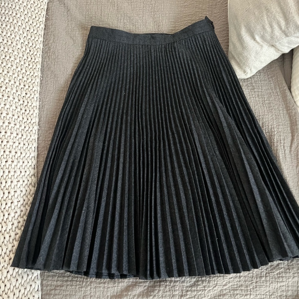 Saks Fifth Avenue Black Pleated Midi Skirt